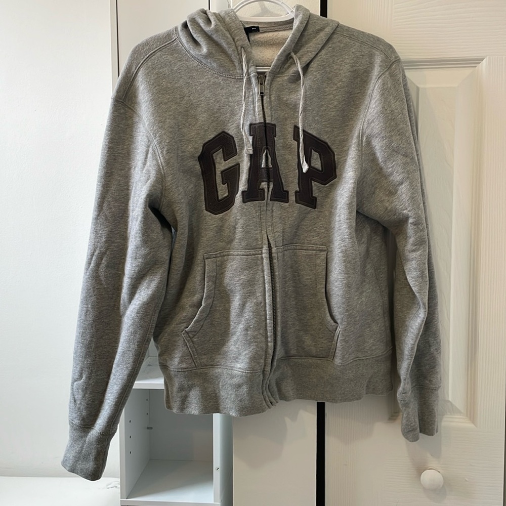 GAP Sweater